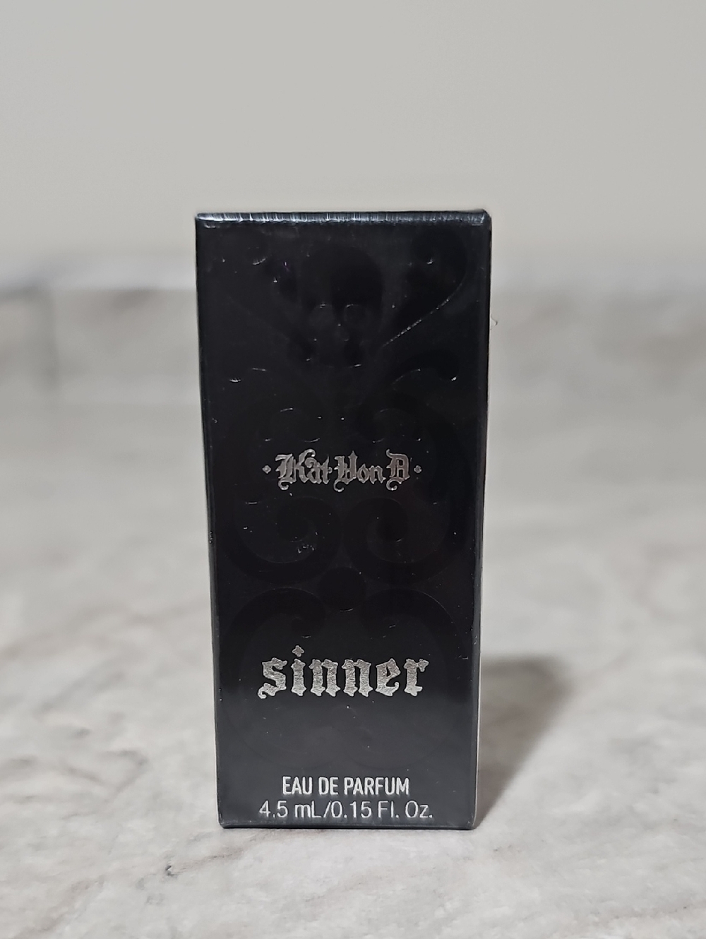 Discontinued! Kat Von D Sinner Eau de Parfum Mini Spray - 4.5 ml / 0.15 fl oz